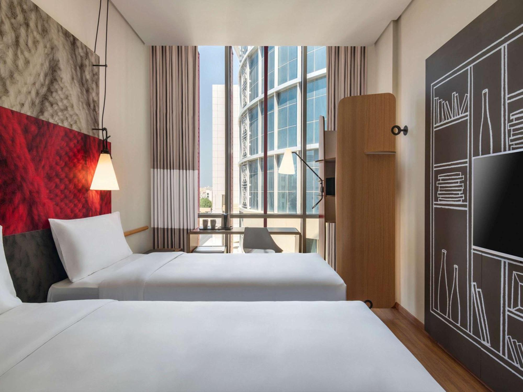 Ibis Doha Hotel Exterior foto